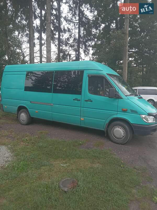 Микроавтобус Mercedes-Benz Sprinter 2002 в Бучаче