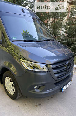 Грузовой фургон Mercedes-Benz Sprinter 2022 в Ивано-Франковске