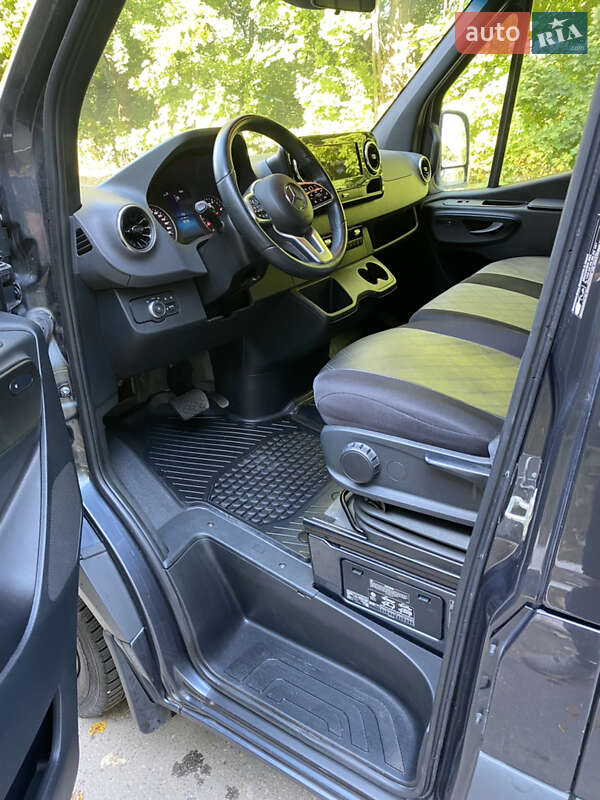 Вантажний фургон Mercedes-Benz Sprinter 2022 в Івано-Франківську