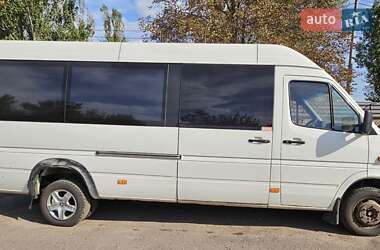Пригородный автобус Mercedes-Benz Sprinter 2001 в 