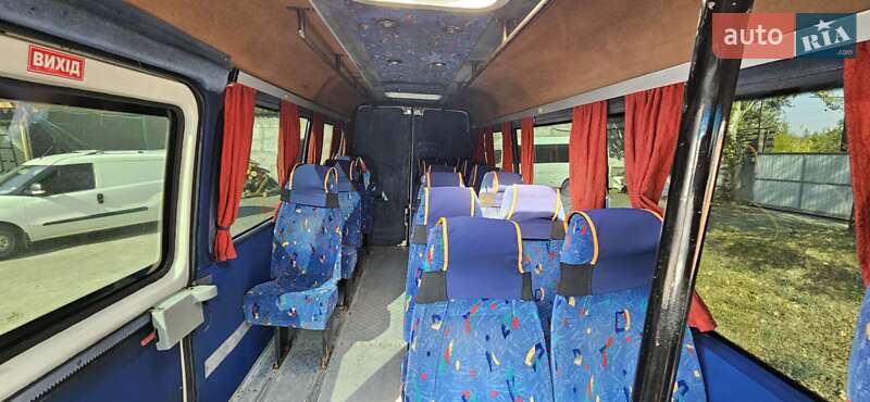 Приміський автобус Mercedes-Benz Sprinter 2001 в Кривому Розі