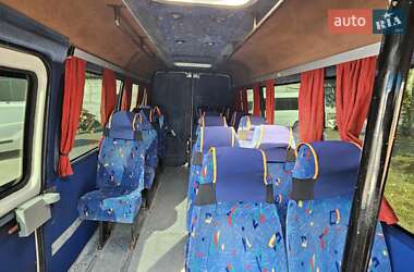 Пригородный автобус Mercedes-Benz Sprinter 2001 в 