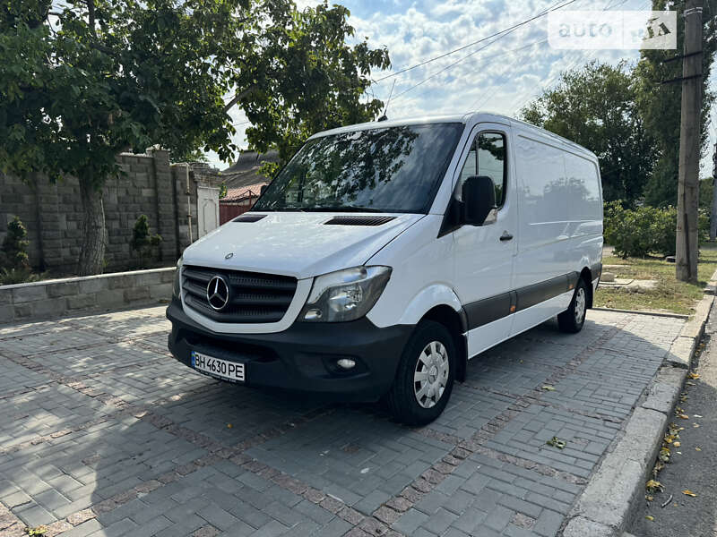 Грузовой фургон Mercedes-Benz Sprinter 2017 в Николаеве
