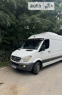 Грузовой фургон Mercedes-Benz Sprinter 2012 в Виннице