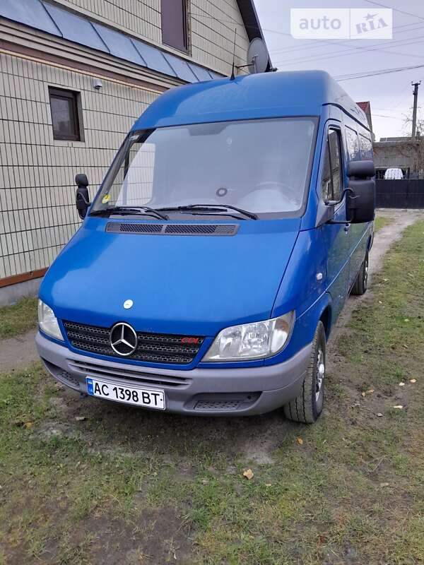 Грузовой фургон Mercedes-Benz Sprinter 2005 в Камне-Каширском