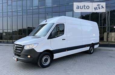 Грузовой фургон Mercedes-Benz Sprinter 2023 в 