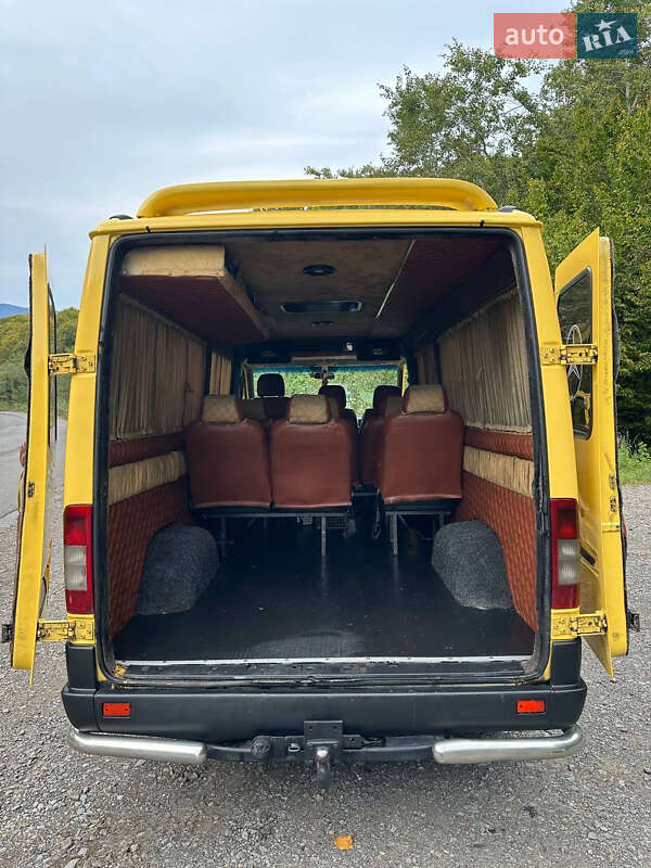 Мікроавтобус Mercedes-Benz Sprinter 2001 в Іршаві