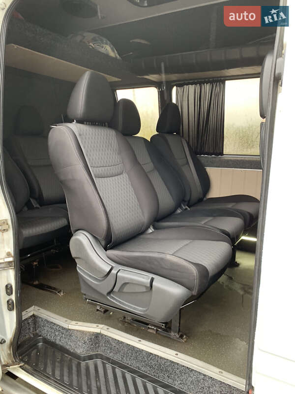 Микроавтобус Mercedes-Benz Sprinter 2005 в Львове
