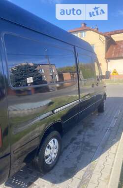 Микроавтобус Mercedes-Benz Sprinter 2005 в Косове