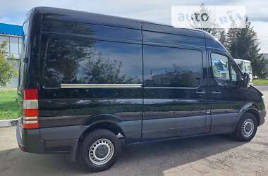 Вантажний фургон Mercedes-Benz Sprinter 2017 в Рівному