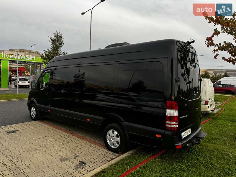 Микроавтобус Mercedes-Benz Sprinter 2015 в Сваляве