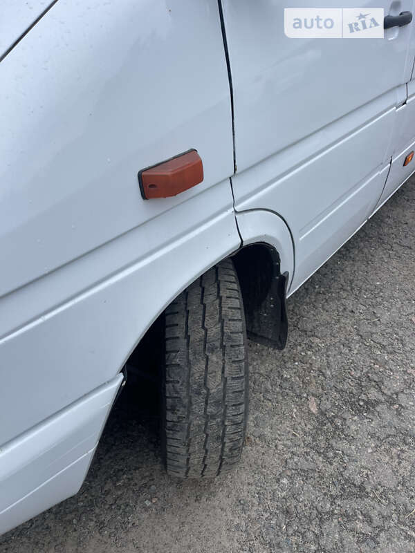 Другие автобусы Mercedes-Benz Sprinter 2002 в Киеве