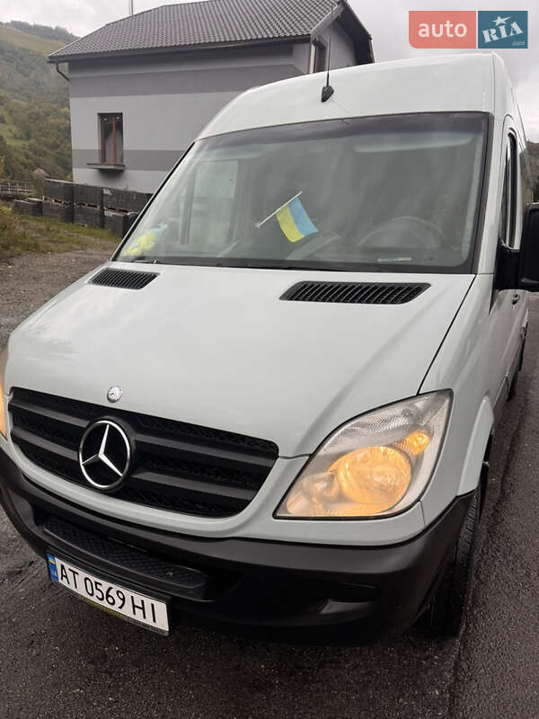 Микроавтобус Mercedes-Benz Sprinter 2007 в Рахове