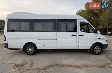 Туристический / Междугородний автобус Mercedes-Benz Sprinter 2004 в Днепре