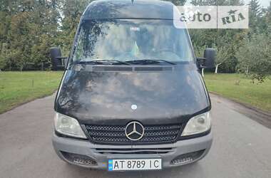 Грузопассажирский фургон Mercedes-Benz Sprinter 2005 в Городенке