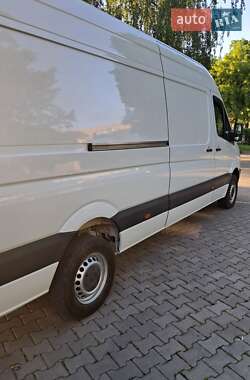 Грузовой фургон Mercedes-Benz Sprinter 2012 в Черновцах