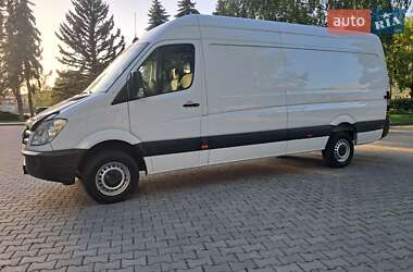 Грузовой фургон Mercedes-Benz Sprinter 2012 в Черновцах