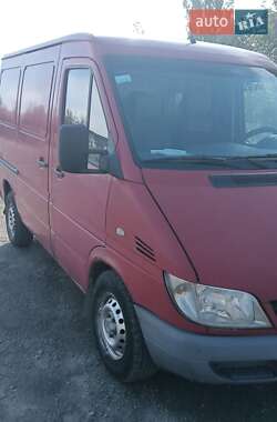 Грузовой фургон Mercedes-Benz Sprinter 2005 в 
