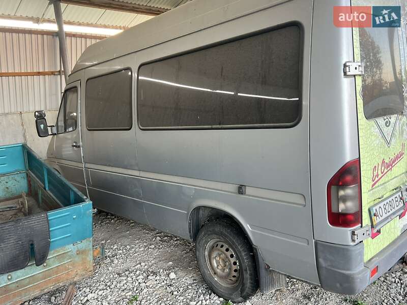 Mercedes-Benz Sprinter 2005