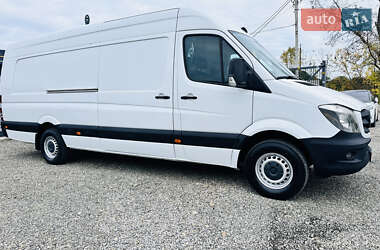 Вантажний фургон Mercedes-Benz Sprinter 2016 в Іршаві