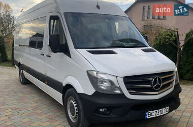 Вантажопасажирський фургон Mercedes-Benz Sprinter 2016 в Стрию