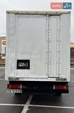 Вантажний фургон Mercedes-Benz Sprinter 2005 в 