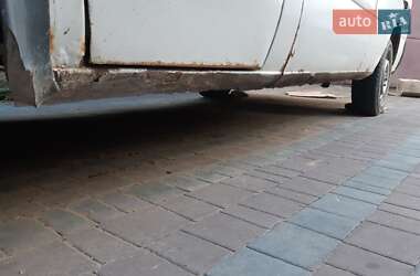 Грузовой фургон Mercedes-Benz Sprinter 2002 в 