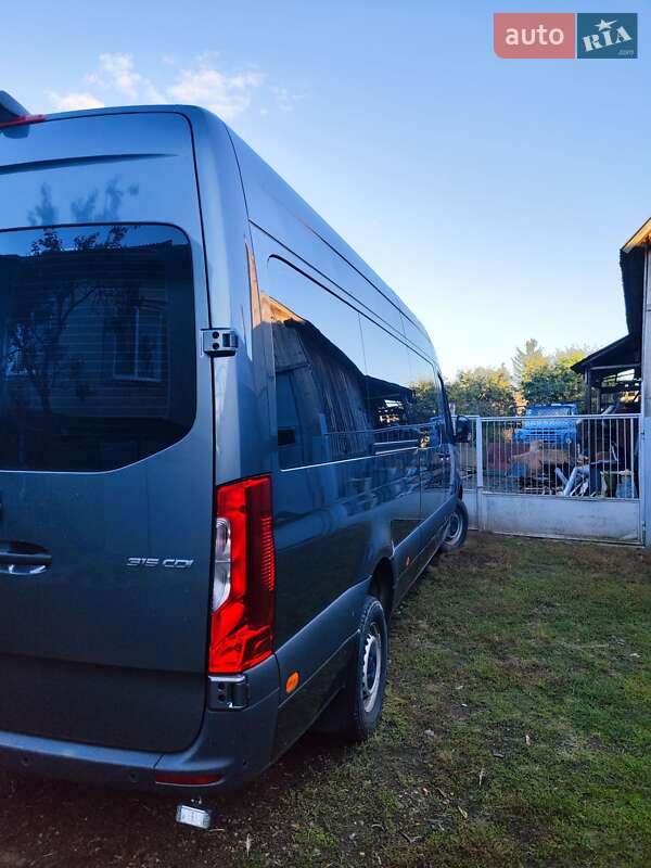 Микроавтобус Mercedes-Benz Sprinter 2022 в Ужгороде