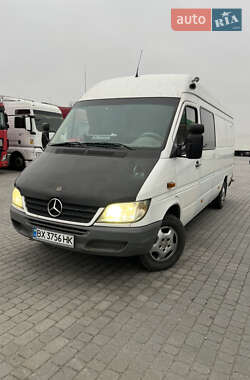 Грузопассажирский фургон Mercedes-Benz Sprinter 2003 в Мостиске