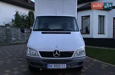 Вантажний фургон Mercedes-Benz Sprinter 2004 в Рівному