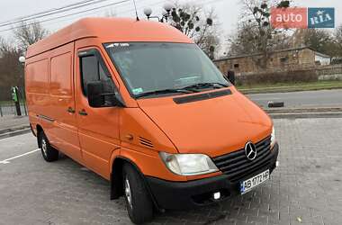 Грузовой фургон Mercedes-Benz Sprinter 2002 в Виннице