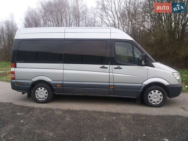 Микроавтобус Mercedes-Benz Sprinter 2011 в Синельниково