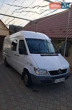 Грузовой фургон Mercedes-Benz Sprinter 2003 в Ужгороде