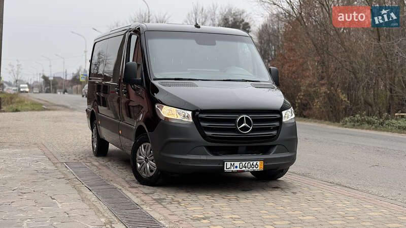 Грузовой фургон Mercedes-Benz Sprinter 2021 в Сваляве