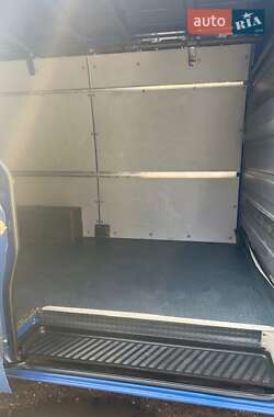 Грузовой фургон Mercedes-Benz Sprinter 2015 в 