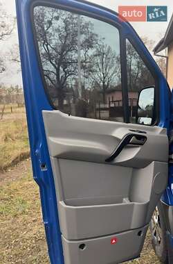 Грузовой фургон Mercedes-Benz Sprinter 2015 в 