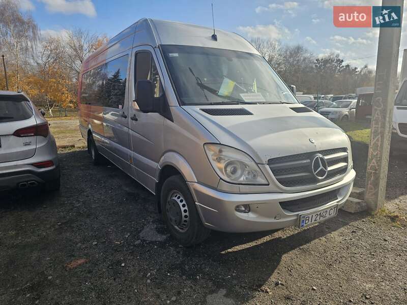 Туристичний / Міжміський автобус Mercedes-Benz Sprinter 2011 в Полтаві