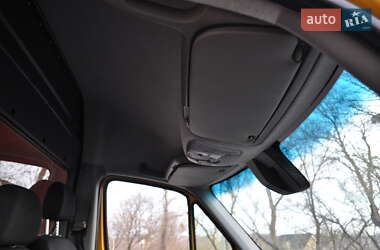 Грузовой фургон Mercedes-Benz Sprinter 2017 в 