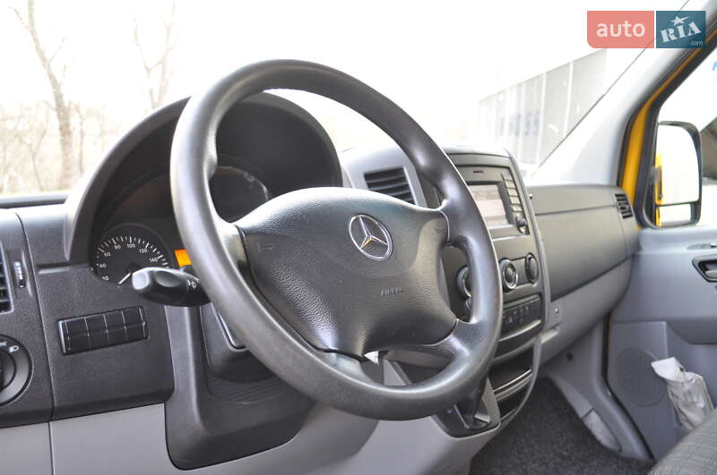 Вантажний фургон Mercedes-Benz Sprinter 2017 в Києві