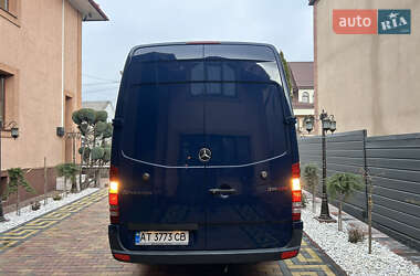 Грузовой фургон Mercedes-Benz Sprinter 2013 в Тячеве