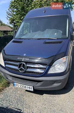 Микроавтобус Mercedes-Benz Sprinter 2011 в Сваляве