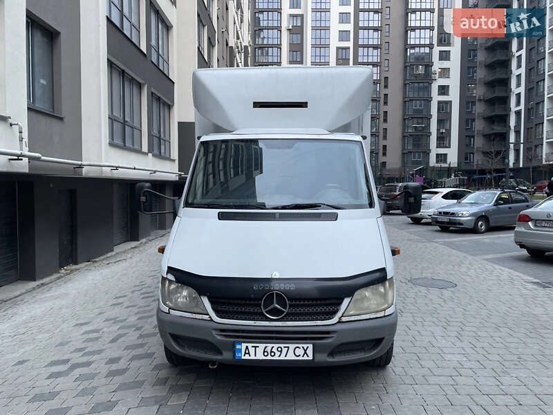 Грузовой фургон Mercedes-Benz Sprinter 2006 в Ивано-Франковске