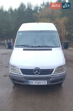 Грузовой фургон Mercedes-Benz Sprinter 2008 в Вараше