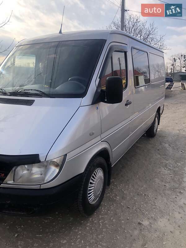Микроавтобус Mercedes-Benz Sprinter 2001 в Дунаевцах