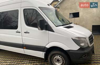 Грузовой фургон Mercedes-Benz Sprinter 2015 в Черновцах