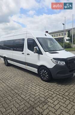 Грузопассажирский фургон Mercedes-Benz Sprinter 2020 в Снятине