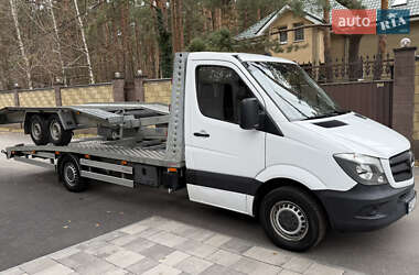 Эвакуатор Mercedes-Benz Sprinter 2015 в  фото 3 Эвакуатор Mercedes-Benz Sprinter 2015 в