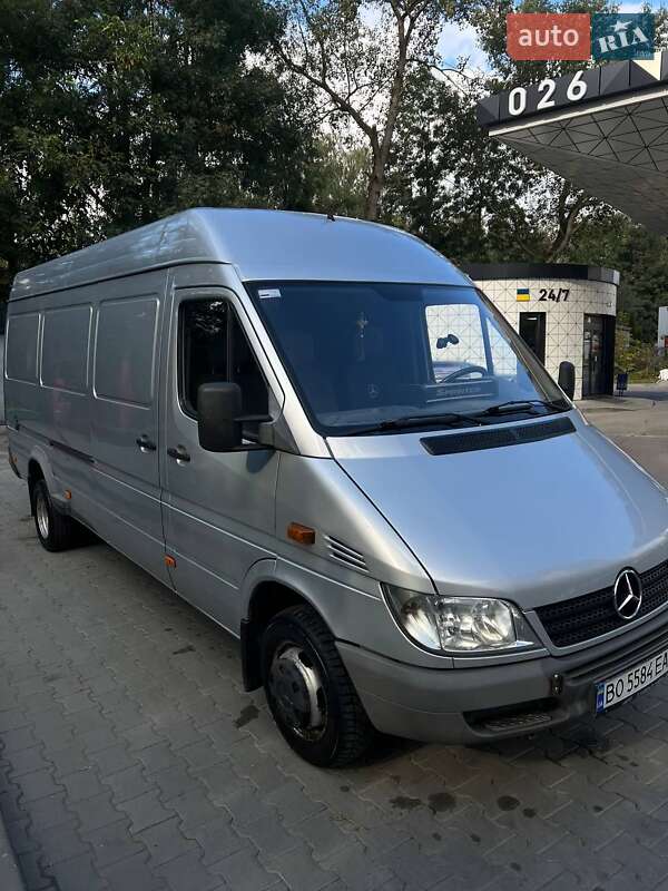 Вантажний фургон Mercedes-Benz Sprinter 2005 в Підволочиську