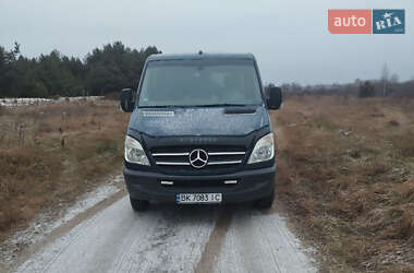 Микроавтобус Mercedes-Benz Sprinter 2007 в Сарнах