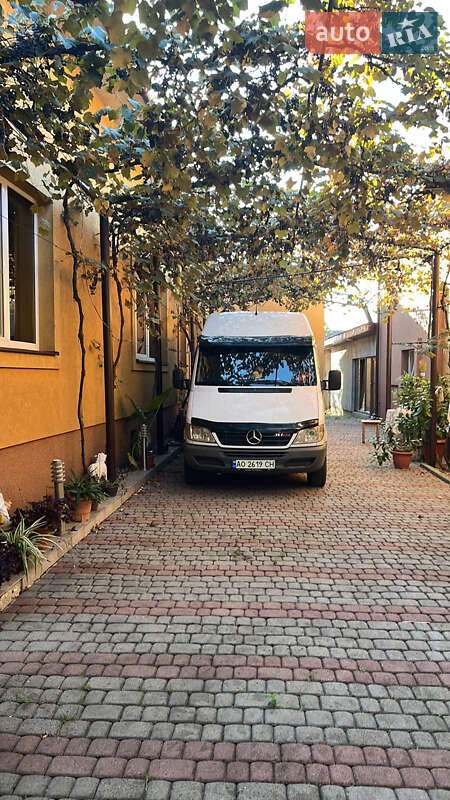 Мікроавтобус Mercedes-Benz Sprinter 2006 в Іршаві